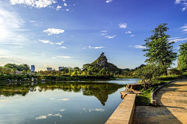 e7d4cac126941b5a-45ad74a880175856-8e52d0f4c93368ecbe8005fab83acc4b